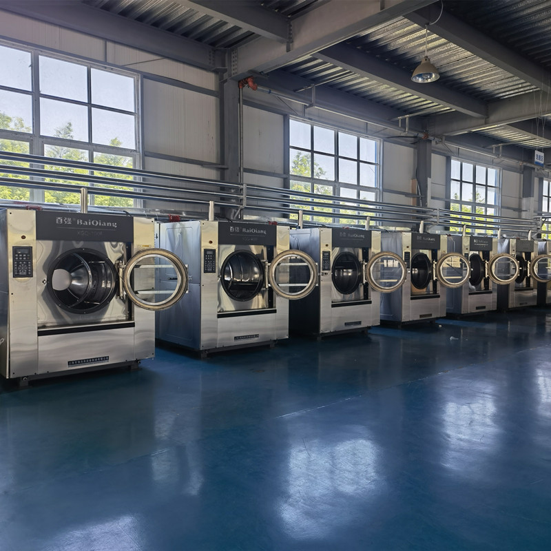 選擇什么樣的酒店布草洗滌設備生產(chǎn)廠家生產(chǎn)的設備更可靠